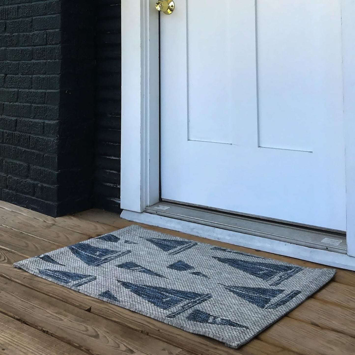 LR Home 5x7 Indoor/Outdoor Area Rug for Home Decor | Coastal Reef Carpet for Living Room, Bedroom, Playroom, Patio, Garden | Modern Farmhouse Rug | Blue/Gray