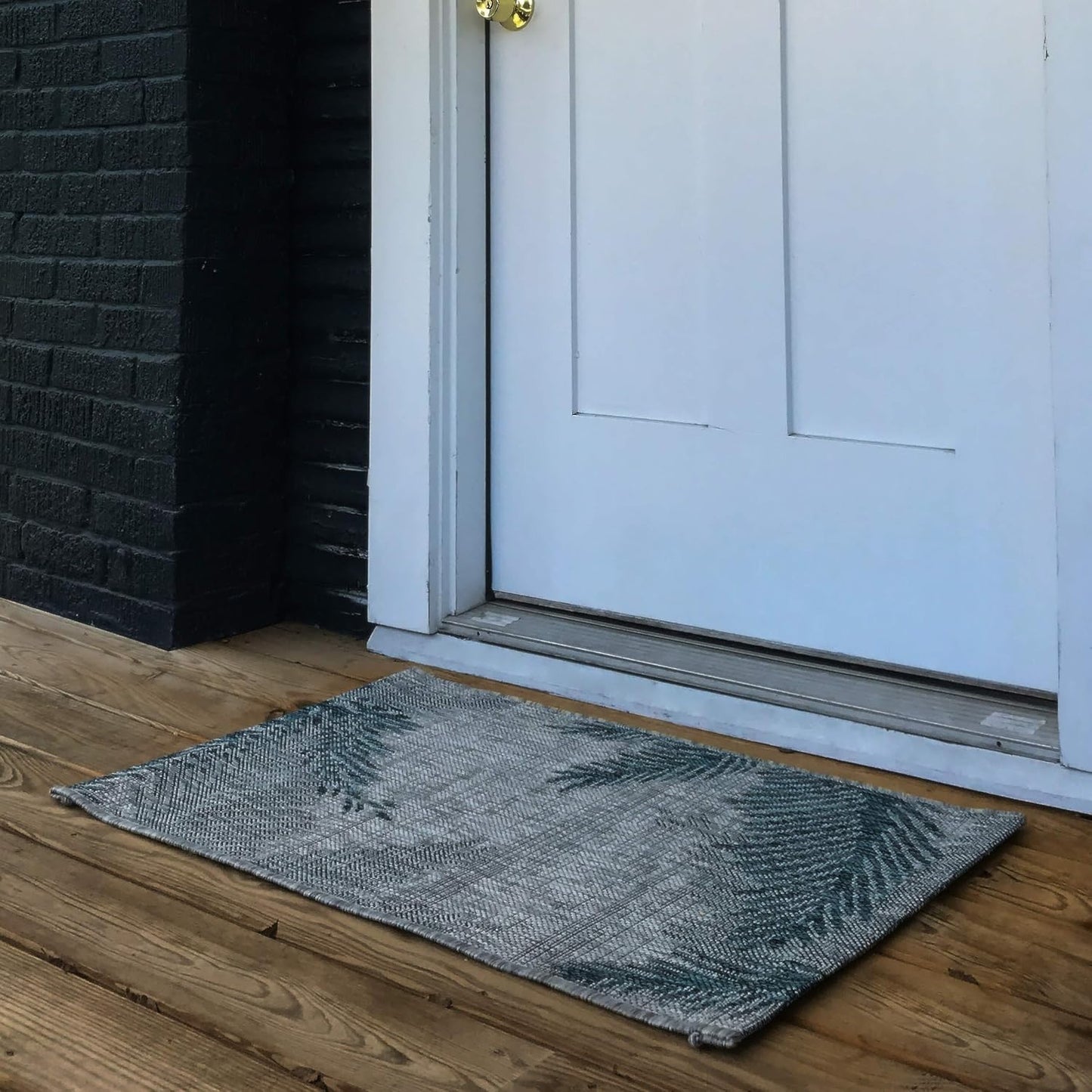 LR Home 5x7 Indoor/Outdoor Area Rug for Home Decor | Coastal Reef Carpet for Living Room, Bedroom, Playroom, Patio, Garden | Modern Farmhouse Rug | Blue/Gray