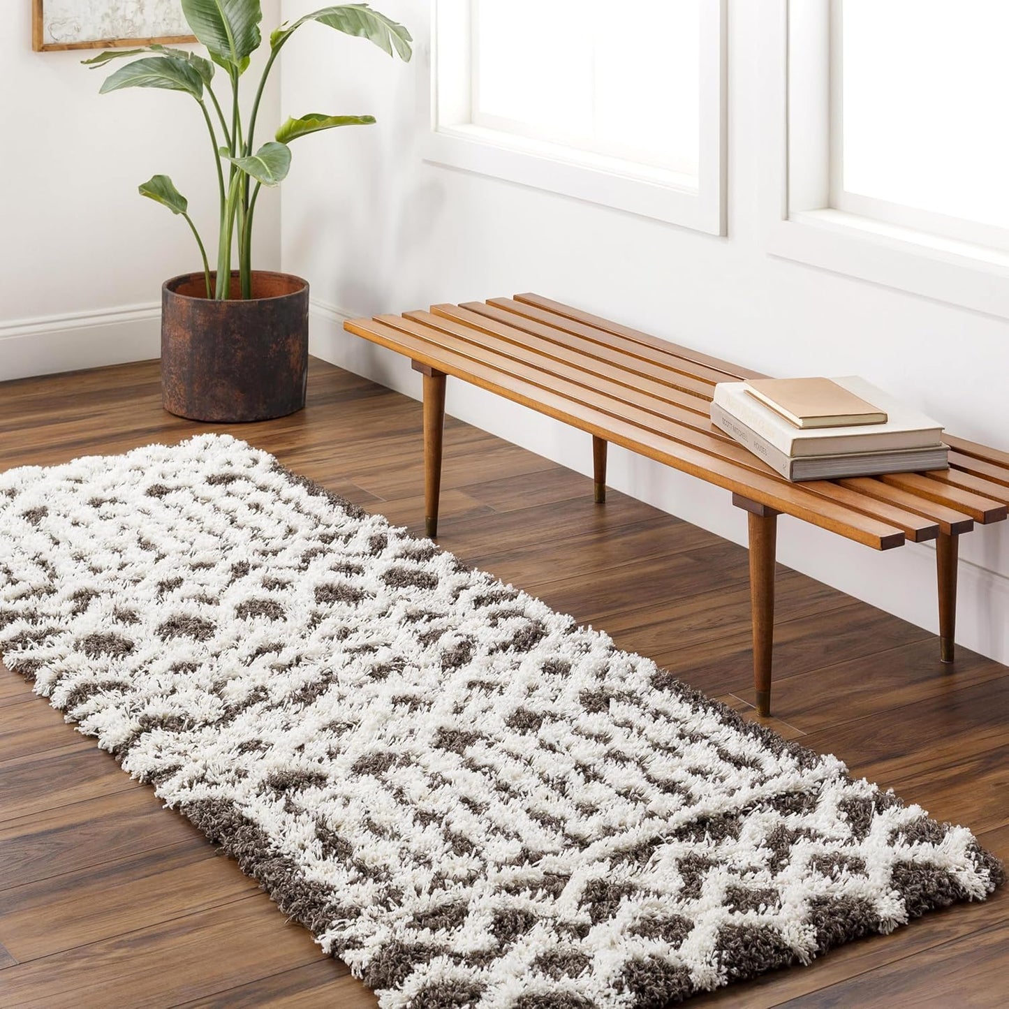 Livabliss Hapsburg Moroccan Shag Area Rug, 6'7" x 9'6", Beige