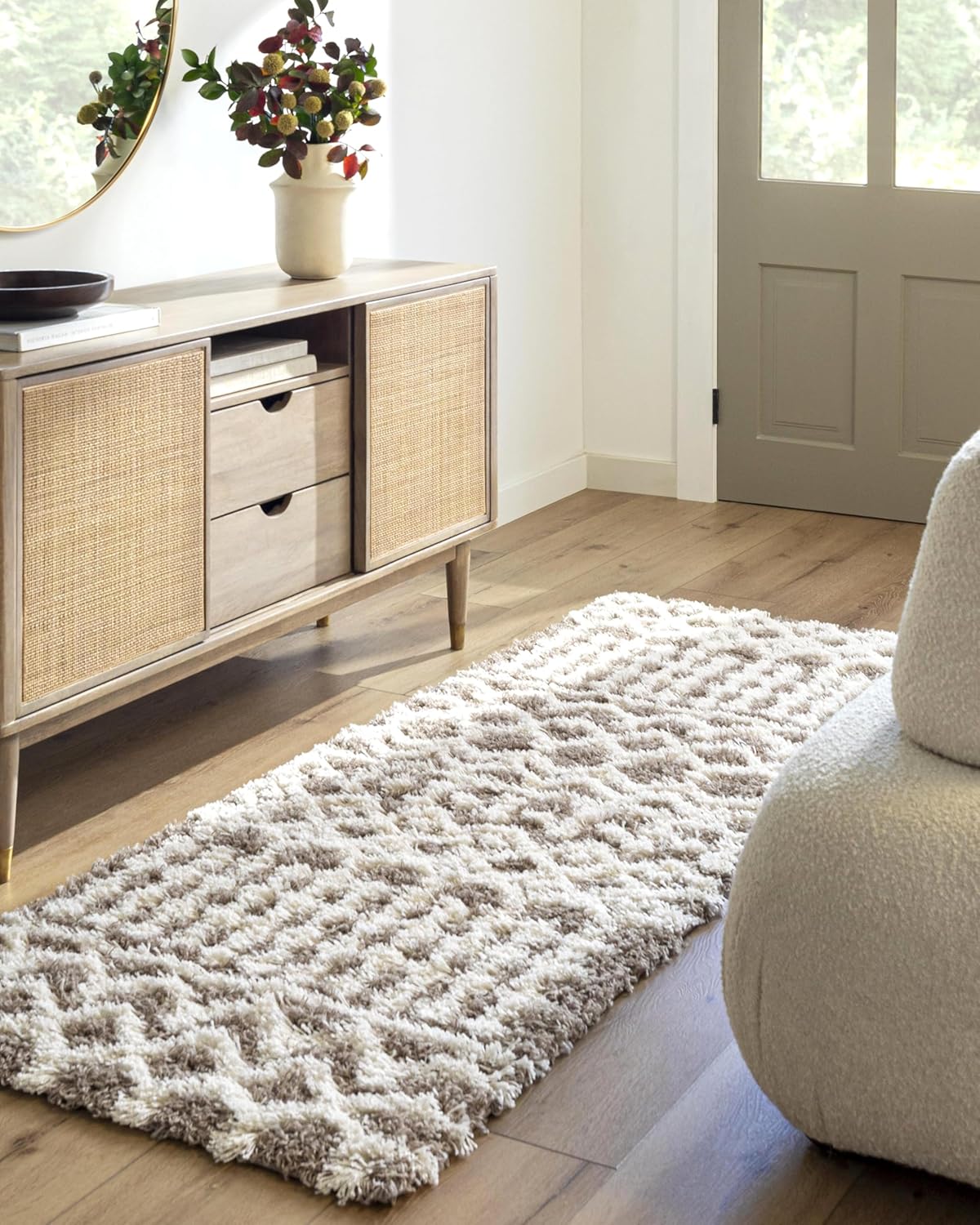 Livabliss Hapsburg Moroccan Shag Area Rug, 6'7" x 9'6", Beige