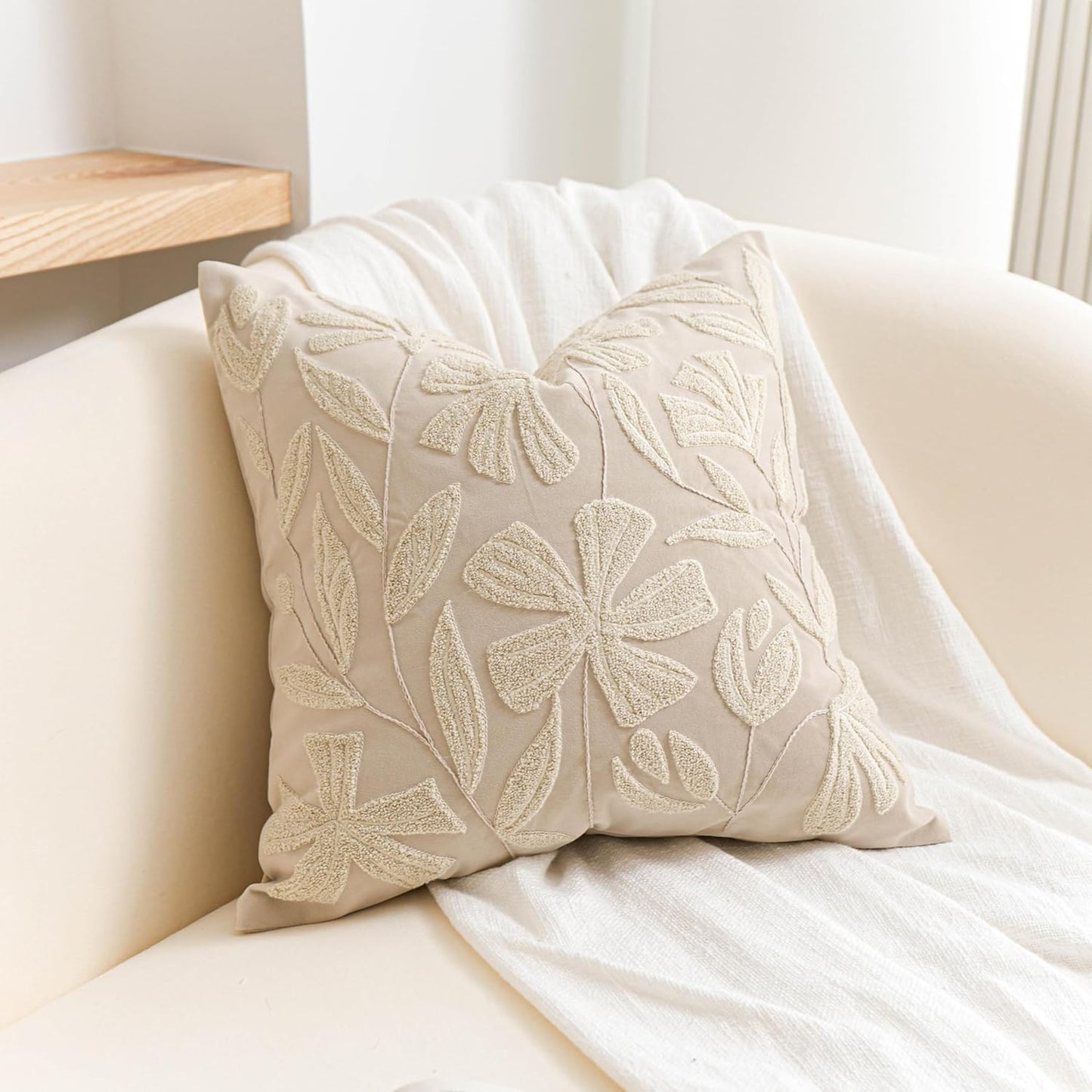 Cream Velvet Floral Decorative Lumbar Throw Pillow Cover 12X20, Flower Tufted Soft Farmhouse Textured Pillowcase, Accent Pillowcase for Couch Sofa Bed Living Room