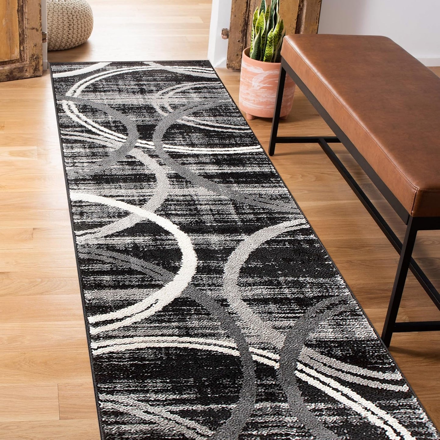 Rugshop Wavy Circles Design Area Rug, Fade-Resistant Carpet for Living Room, Dining Room, or Bedroom, Gray, 5'3" x 7'3"