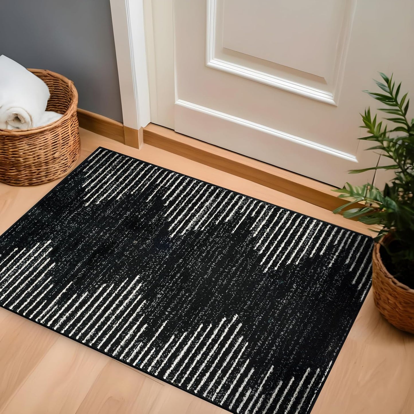 Rugshop Bohemian Stripe Stain Resistant High Traffic Living Room Kitchen Bedroom Dining Home Office Area Rug 5' x 7' Black