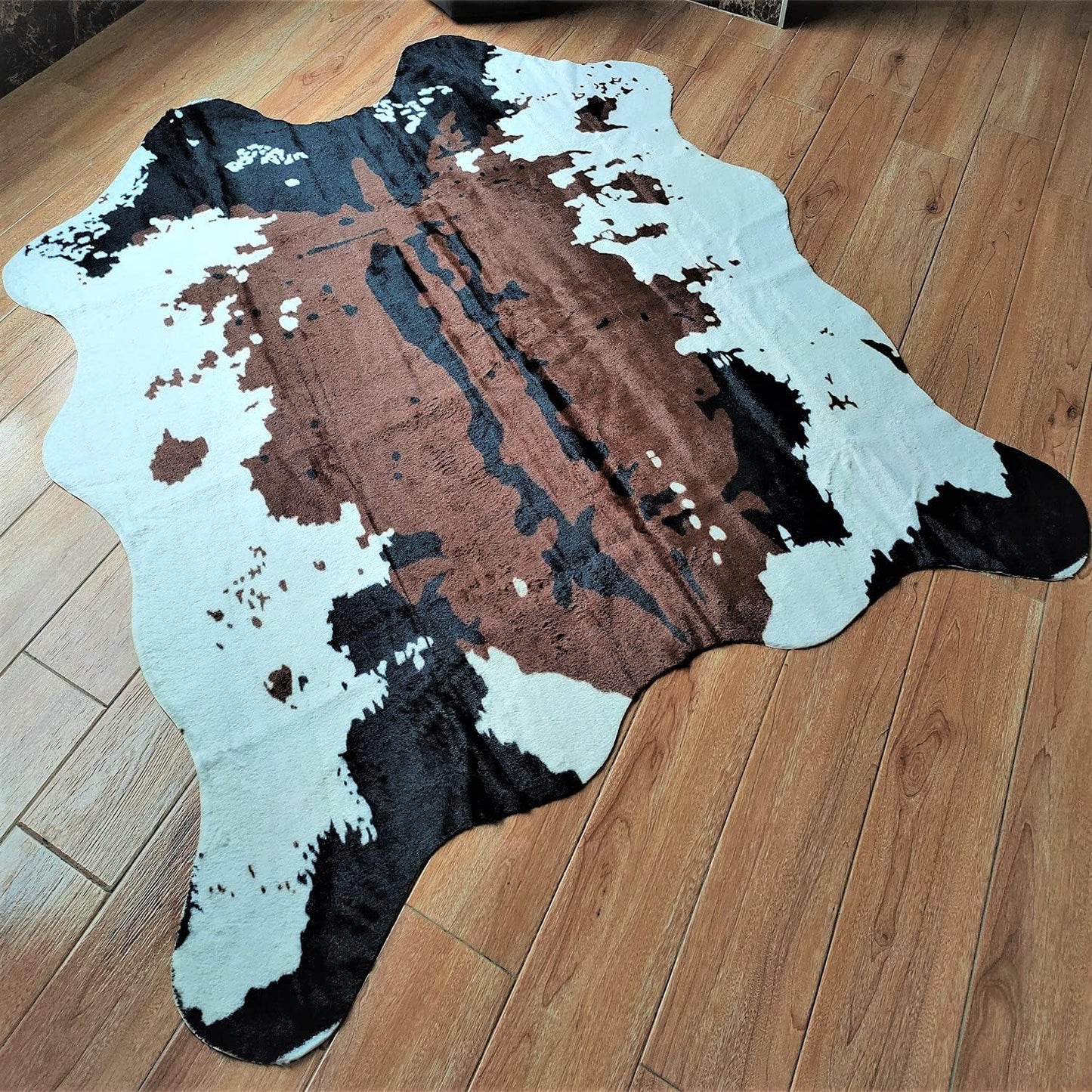 JACCAWS Faux Cowhide Rug Large (6.2ft x 8.2ft),Natural Pattern Tricolor Cow Print Rug,Bedroom Living Room Animal Hide Rugs Carpet with Non-Slip Backing. (Brown-Black-White, 6.2ft x 8.2ft)