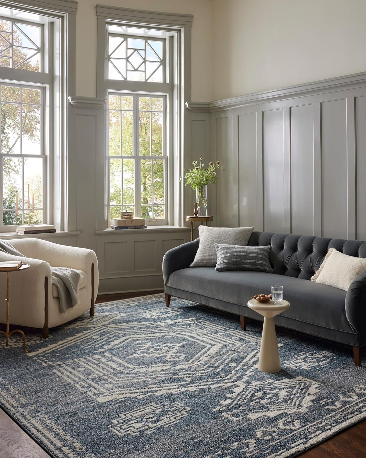 Loloi Magnolia Home by Joanna Gaines Gigi Collection GIG-02 Ivory/Blue 5'-3" x 7'-6" Area Rug