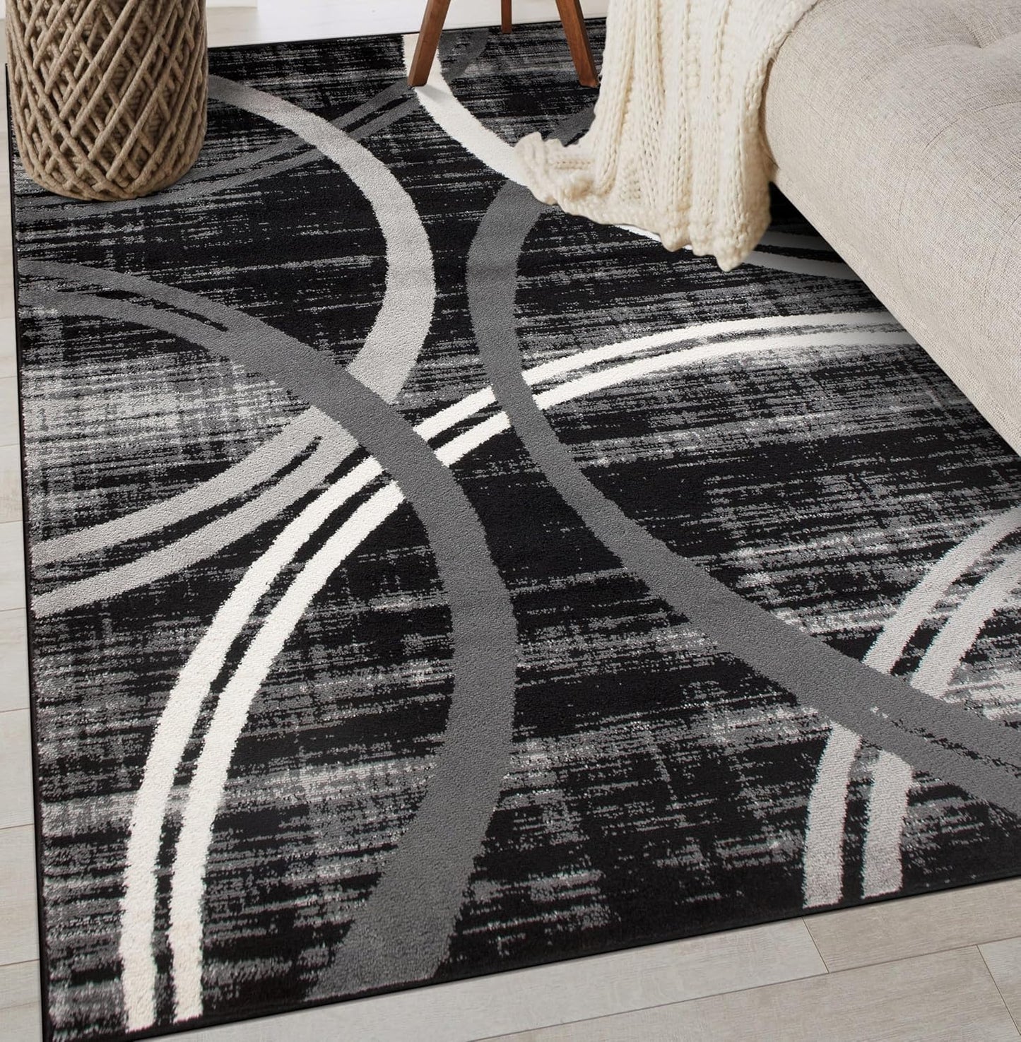 Rugshop Wavy Circles Design Area Rug, Fade-Resistant Carpet for Living Room, Dining Room, or Bedroom, Gray, 5'3" x 7'3"