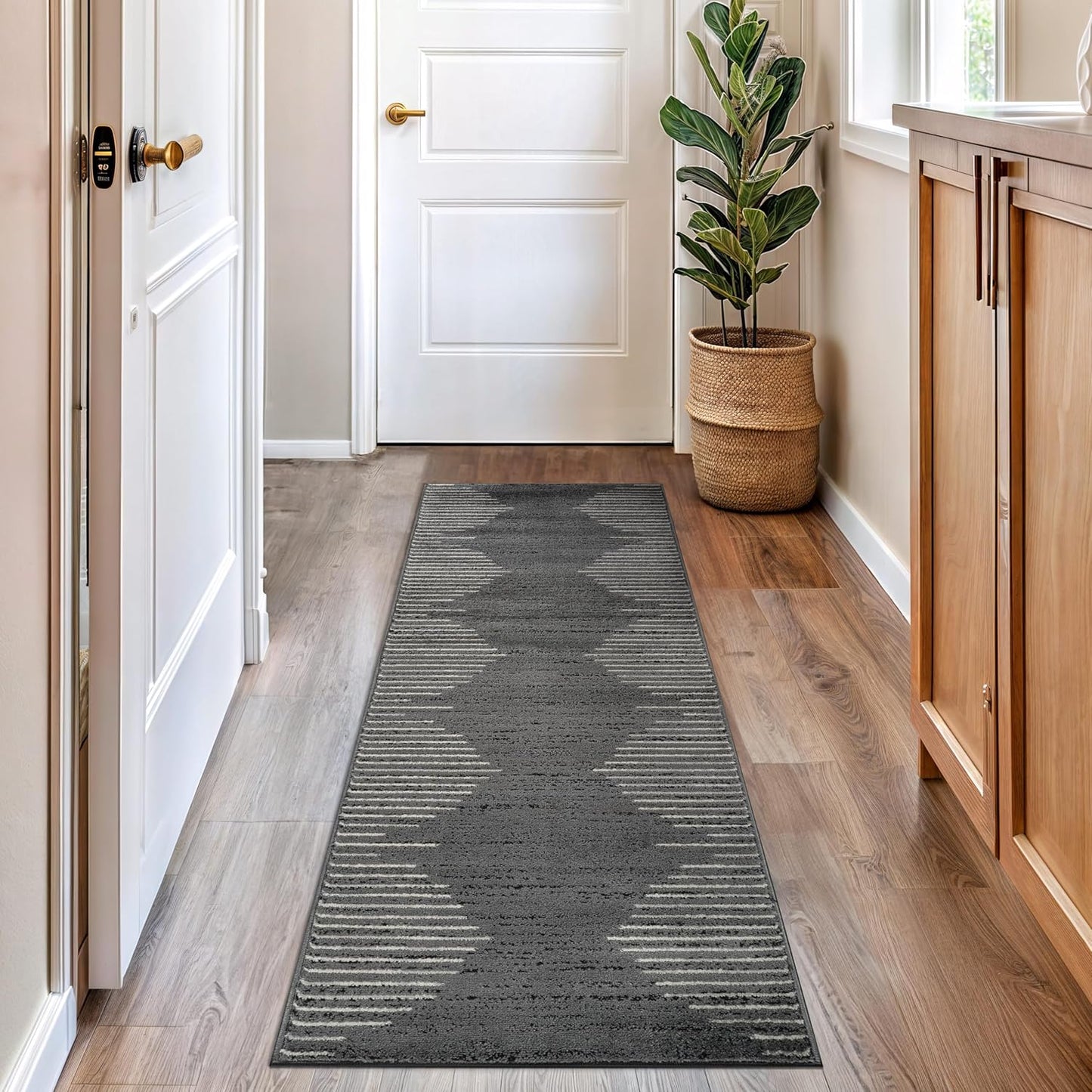 Rugshop Bohemian Stripe Stain Resistant High Traffic Living Room Kitchen Bedroom Dining Home Office Area Rug 5' x 7' Black