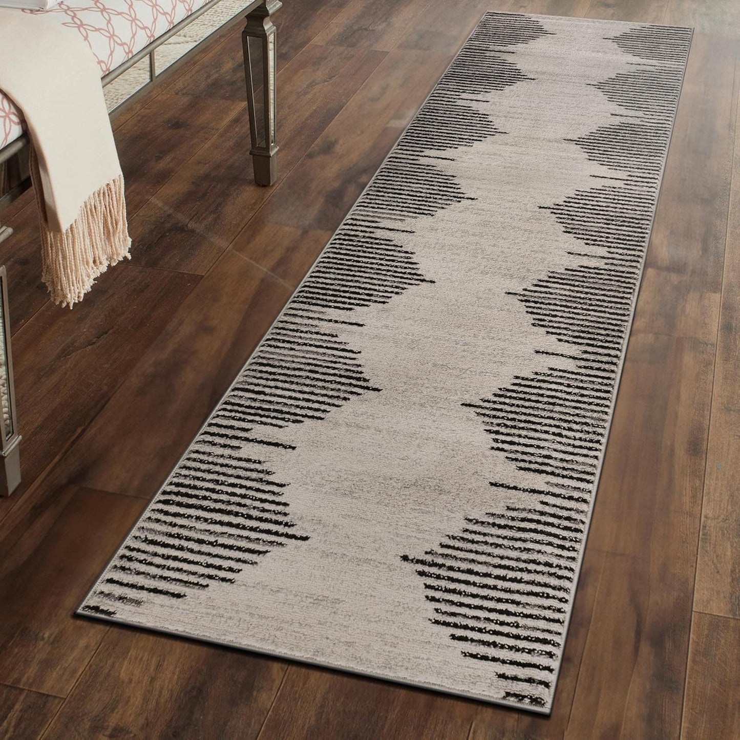 Rugshop Bohemian Stripe Stain Resistant High Traffic Living Room Kitchen Bedroom Dining Home Office Area Rug 5' x 7' Black