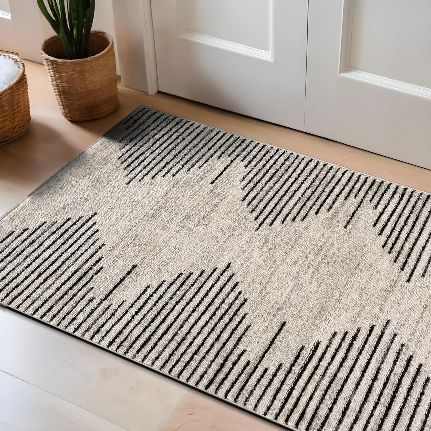 Rugshop Bohemian Stripe Stain Resistant High Traffic Living Room Kitchen Bedroom Dining Home Office Area Rug 5' x 7' Black