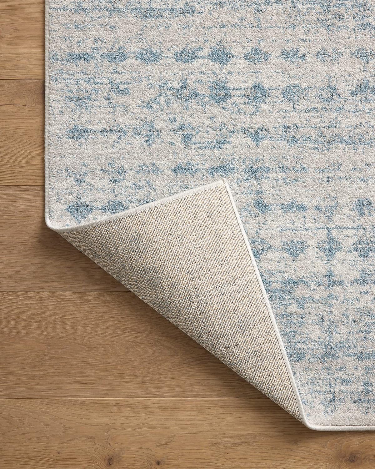 Loloi Kamala Collection KAM-04 Sky/Dove 5'-3" x 7'-9" Area Rug