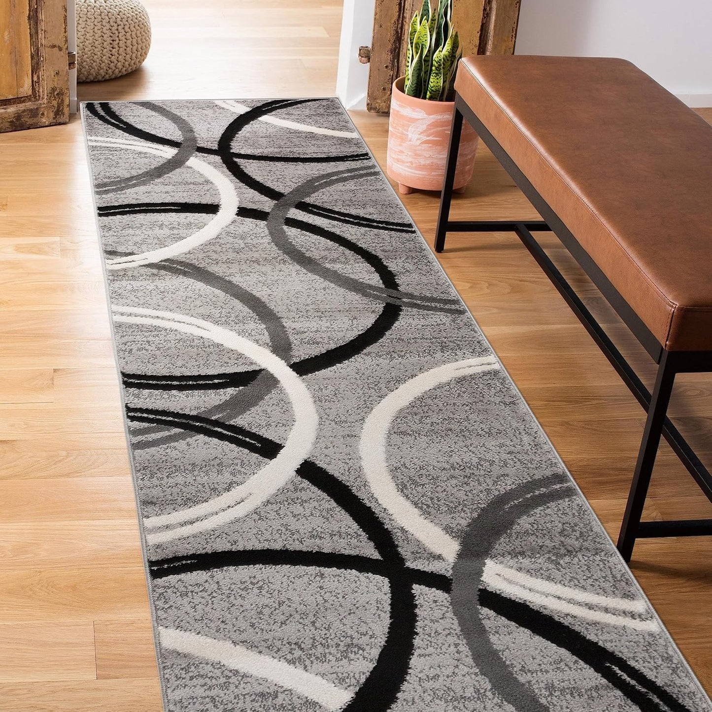 Rugshop Wavy Circles Design Area Rug, Fade-Resistant Carpet for Living Room, Dining Room, or Bedroom, Gray, 5'3" x 7'3"